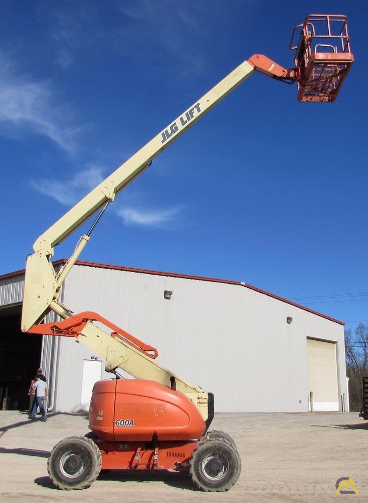 JLG 600A